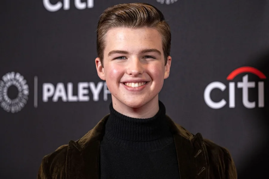 Iain Armitage Height